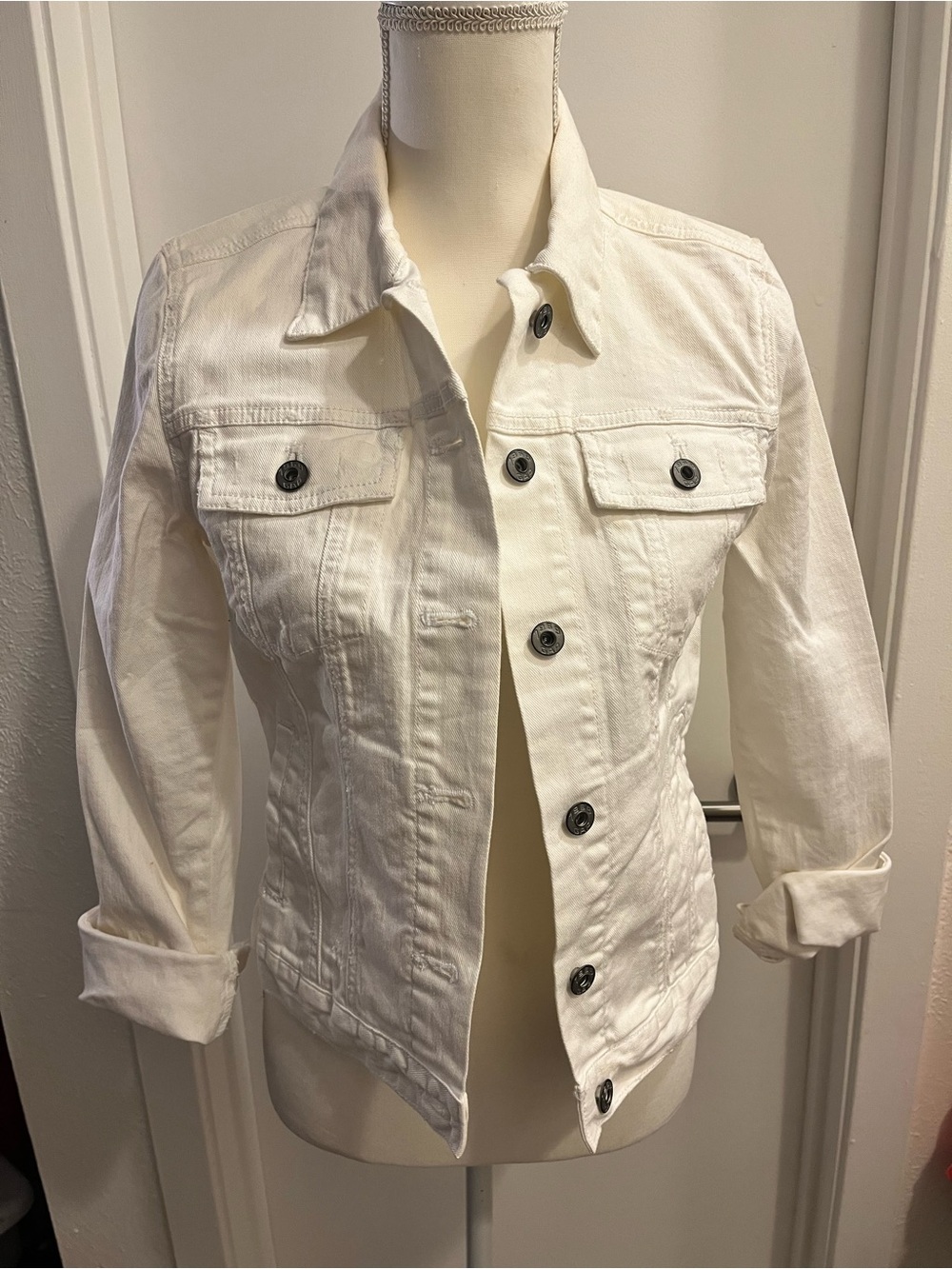 GAP White Women's Denim Jacket with Button Closure
